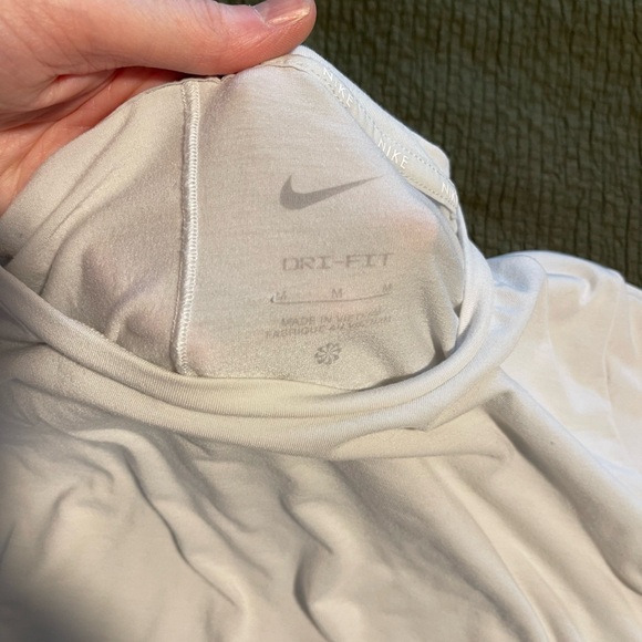 Nike White Short Sleeve T-Shirt - Picture 4 of 6